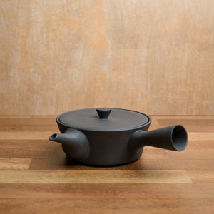 Flat bottom large Nankei unglazed kyusu Japanese tea pot