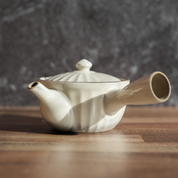 Nankei Chrysanthemum Kyusu Teapot