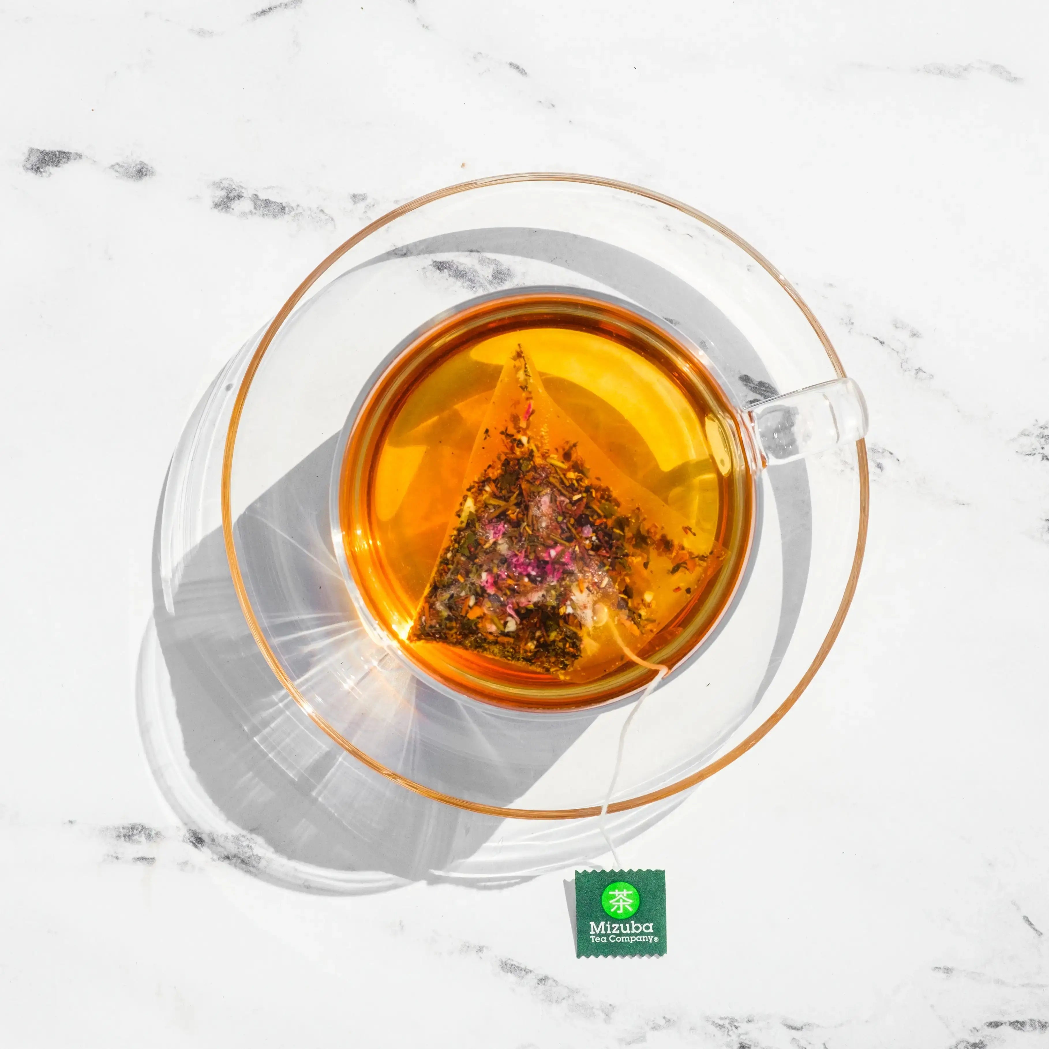 Cinnamon Rose Hojicha Tea Bag by Mizuba Tea Company